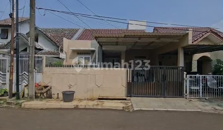Affordable House for Sale in Villa Melati Mas