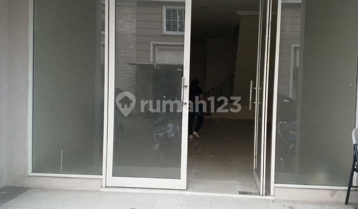 Disewakan Ruko CBD Greenlake 4 lantai siap pakai