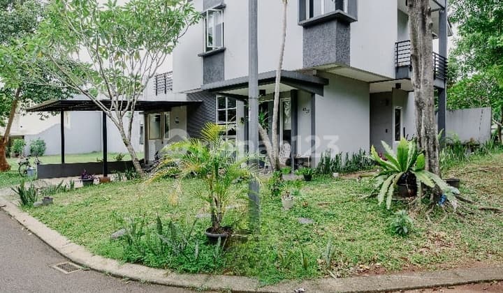 Rumah 2 Lantai Siap Huni 3 Kamar Tidur Hoek Murni Dekat Stasiun Rawa Buntu Pintu Tol di Bsd