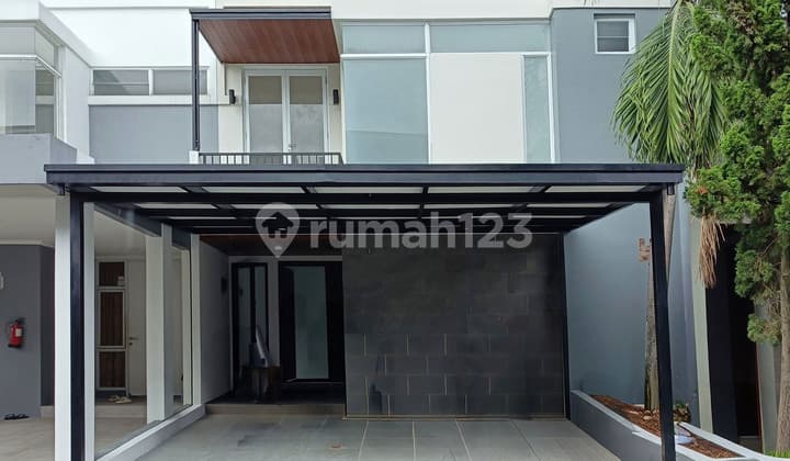Rumah Sudah Renovasi Fungsional Siap Huni 3 Kamar di BSD