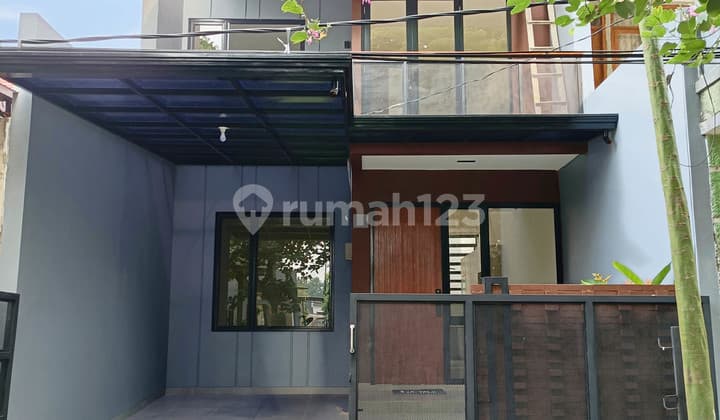 Rumah 2 lantai Minimalis Modern Semi Furnished 3 Kamar Siap Huni di Kencana Loka Bsd M578