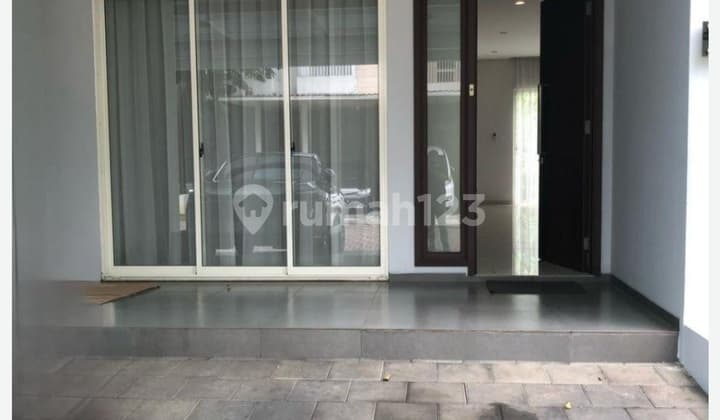 Rumah Asri Siap Huni Di Serenia Hills, Lebak Bulus