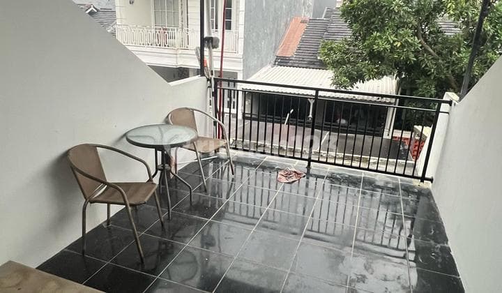 Rumah Siap Huni Dalam Cluster Dekat Pintu Tol Limo, Cinere