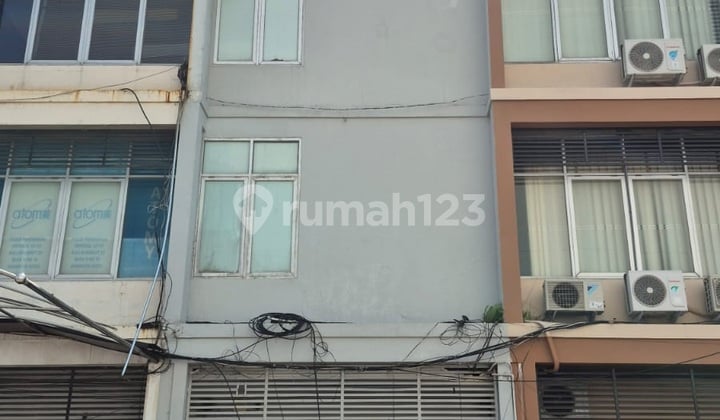 For Sale: Shophouse at SCC, Raya Kali Rungkut, Beside Trans