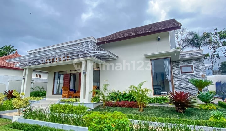 For Sale Luxury Villa Ready to Occupy New Damar Bogor