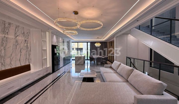 Rumah Mewah Full Furnished Brand New di Bsd
