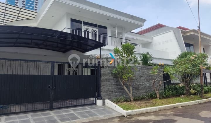 Rumah Mewah Dharmahusada Indah Timur Siap Huni