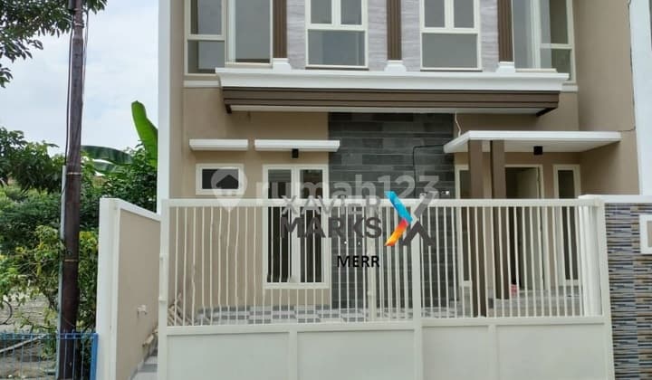 Rumah Sebelah Taman di Sutorejo Prima Baru Gress