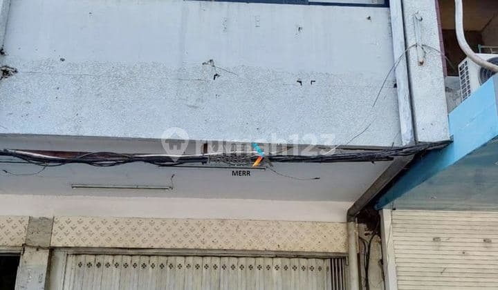 Disewakan Tempat Usaha di Raya Tunjungan Strategis Pinggir Jalan
