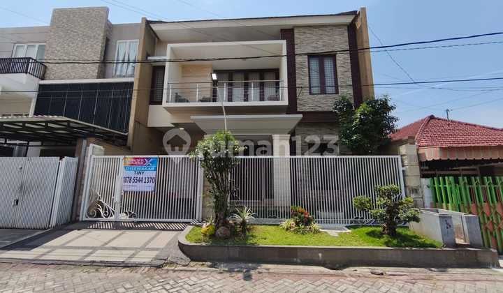 For Rent Ready-to-Occupy Fully Furnished House in Manyar Tompotika