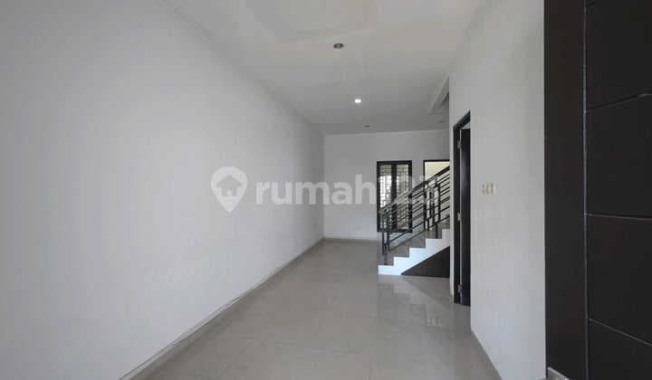 Rumah Bagus di Pantai Mentari Surabaya Lokasi Nyaman Ric.a075