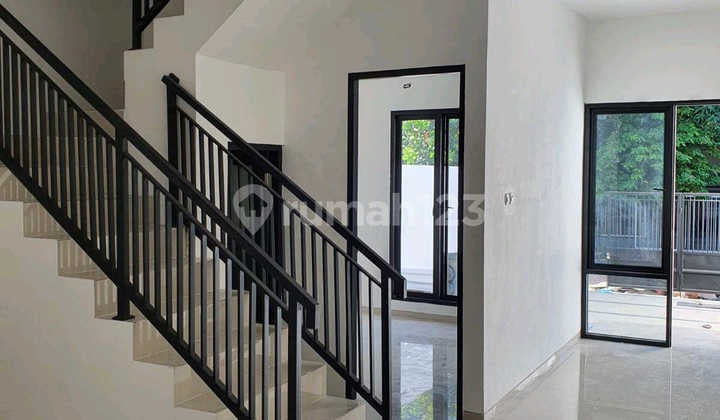 Rumah Nirwana Eksekutif Surabaya Lokasi Dekat Merr Rev.a239