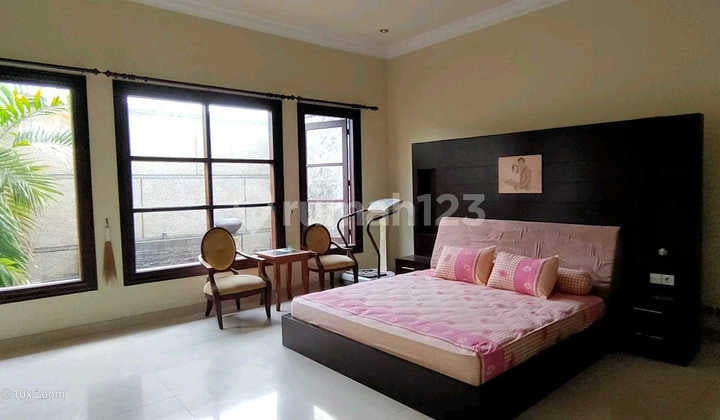 Rumah Central Park Klampis Regency Area Strategis Nyaman ANG.A064