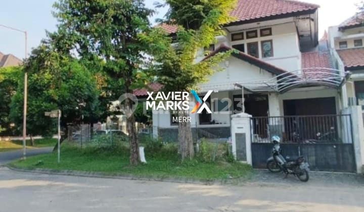 Dijual Cepat Rumah Hitung Tanah Di Kawasan Elit Graha Family