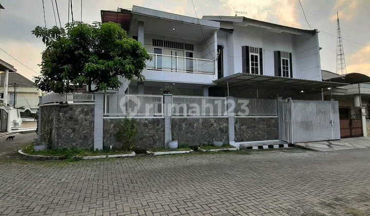 Simpang Darmo Permai Selatan Good House