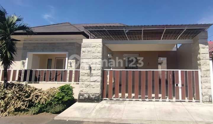 Rumah Darmo Permai Timur Murah Bangunan Minimalis Siap Huni