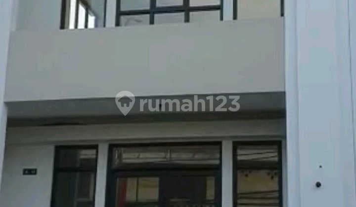 Ruko Cloverville Murah Strategis ,300M Dari Merr