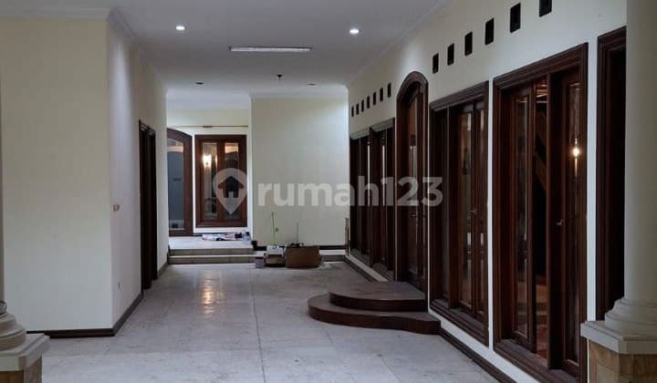 Ruang Usaha Lokasi Strategis Jl Opak Area Darmo Surabaya