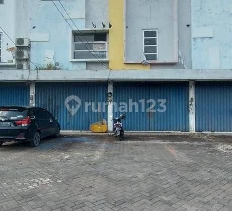 For Sale Cheapest 3-Storey Row Shophouse Strategic Container Access in Kalianak Surabaya Area 388. For Sale Cheapest 3-Storey Row Shophouse Strategic Container Access in Kalianak Surabaya Area 388.