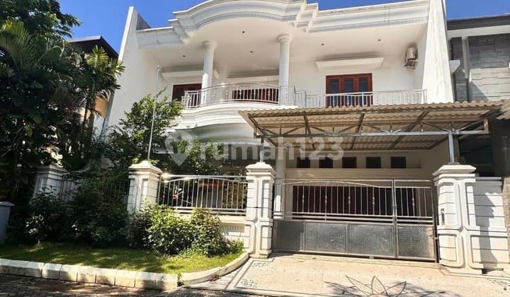 For Rent House in Pakuwon City Ready to Move In Bw 279