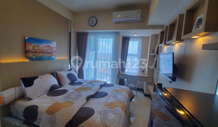 Amor Studio fully furnished, next to the mall, near ITS, with a washing machine.