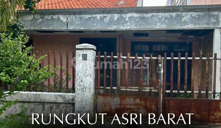 Sell Immediately Rungkut Asri Barat Surabaya House Sell Immediately Rungkut Asri Barat Surabaya House