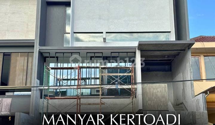 Rumah Baru Manyar Kertoadi Surabaya