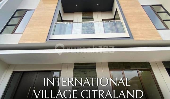 Rumah Citraland Utama Cluster International Village Surabaya