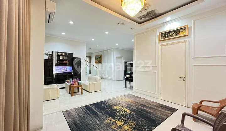 JUAL RUMAH CAKEP HOEK Scientia Garden - Gading Serpong