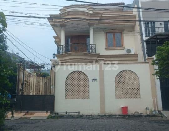 Nice 3-Story House for Sale in Sunter