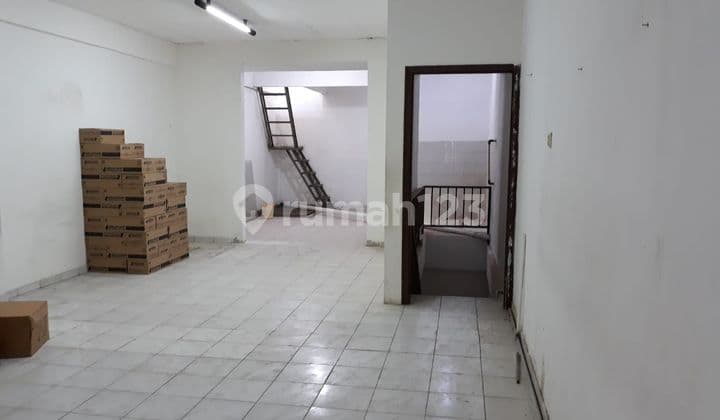 2-Story Ready-to-Use Shop House in Roa Malaka, West Jakarta