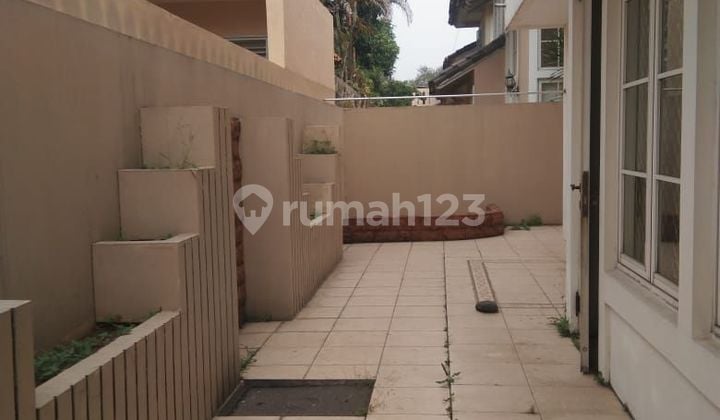Nice 2-Story House In Cemara Golf Lippo Karawaci Tangerang