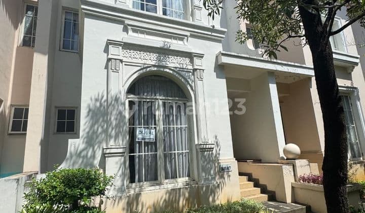 Dijual Rumah Semi Furnished