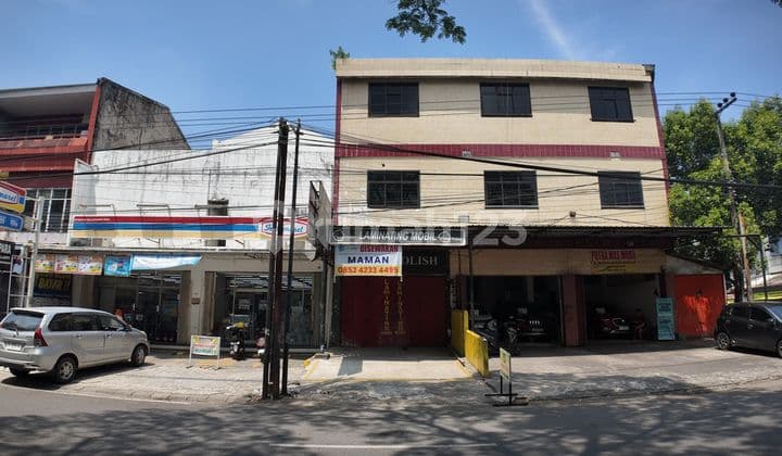 For Rent: Shop House in City Center, Veteran Road Axis