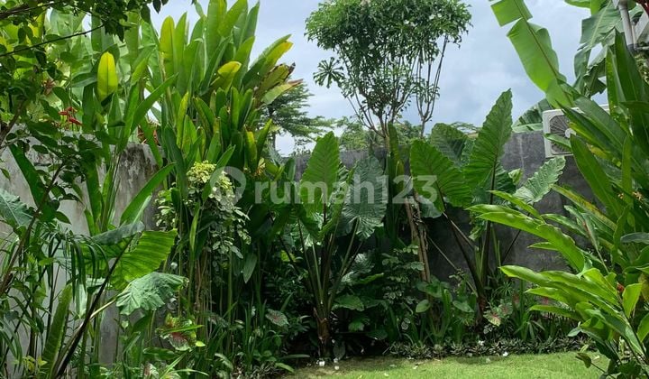 Big Garden 3 Bedrooms Villa Cemagi Beachside