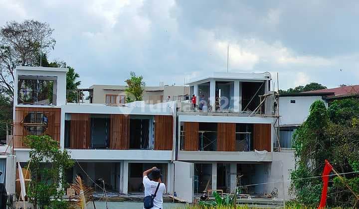New villa 3 br 3 floors pererenan beachside view rice fields strategic location