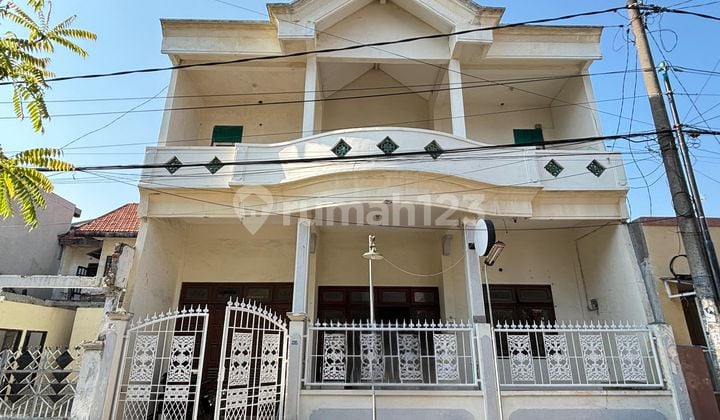 Rumah Jl. Bangka Gkb, Gresik Dekat dengan Gressmall Tol