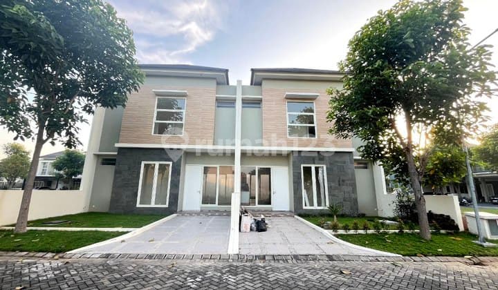 Rumah Puri Indah Ketintang, Surabaya Dekat Polda, Royal Plaza