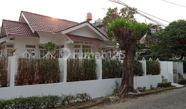 Rumah Siap Huni 1 Lantai Hook, Di Bintaro Sektor 5