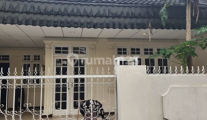 Rumah 1 Lantai Siap Huni Di Bendungan Hilir Jakarta