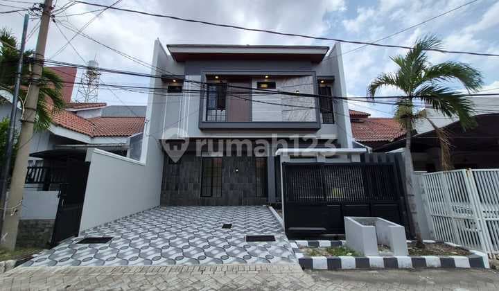Dijual Rumah Manyar Jaya Surabaya Tengah Kota Row 3 Mobil