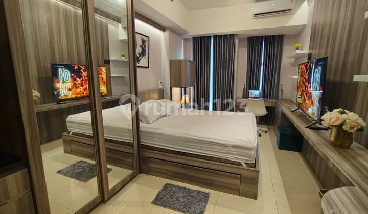 Benson Studio FULLY FURNISHED Luxury With Balcony