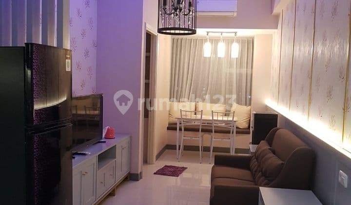 Anderson 7th floor fully furnished complete with washing machine.