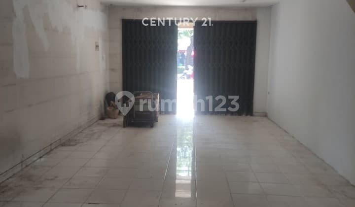 For Sale Strategic Shop House at Attractive Price in Graharaya Bintaro