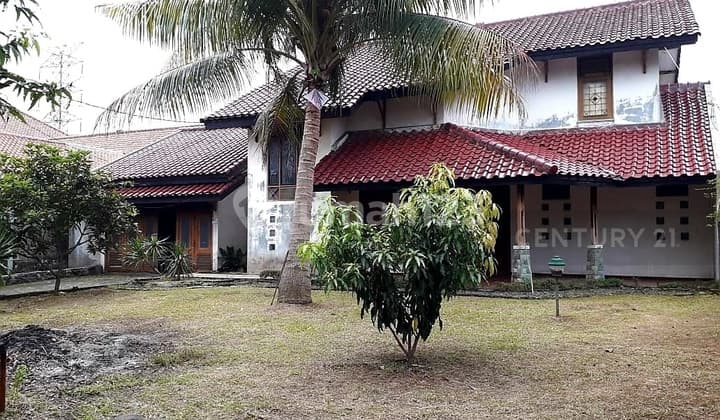 Rumah Dipinggir Jalan Raya Pangkalan Jati