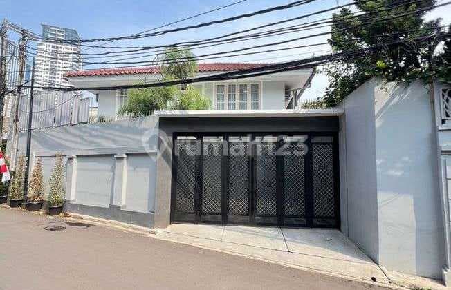 Cheapest Luxury House in Kuningan, South Jakarta