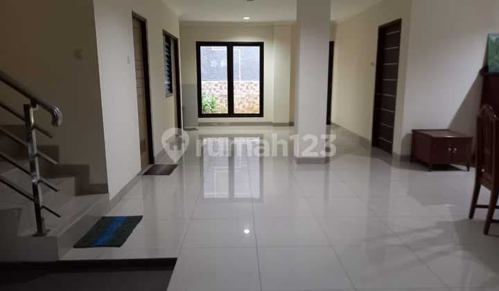 House Area 250 M2 Standalone Building in Scarlet Spring Gading Serpong Cluster