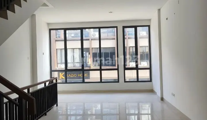 Disewa Ruko Northridge 3 Lantai Siap Pakai