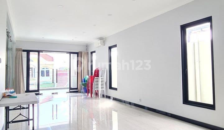 MERR. 2-story LUXURY house WIDTH 12 SHM