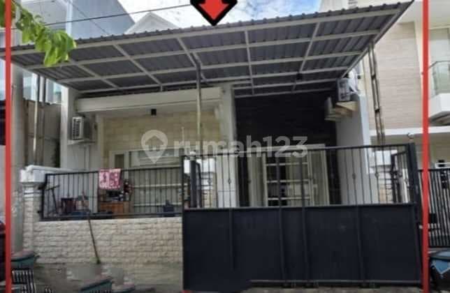 Dijual Rumah Pakuwon City dekat Pakuwon City Mall, Sekolah Al Azhar